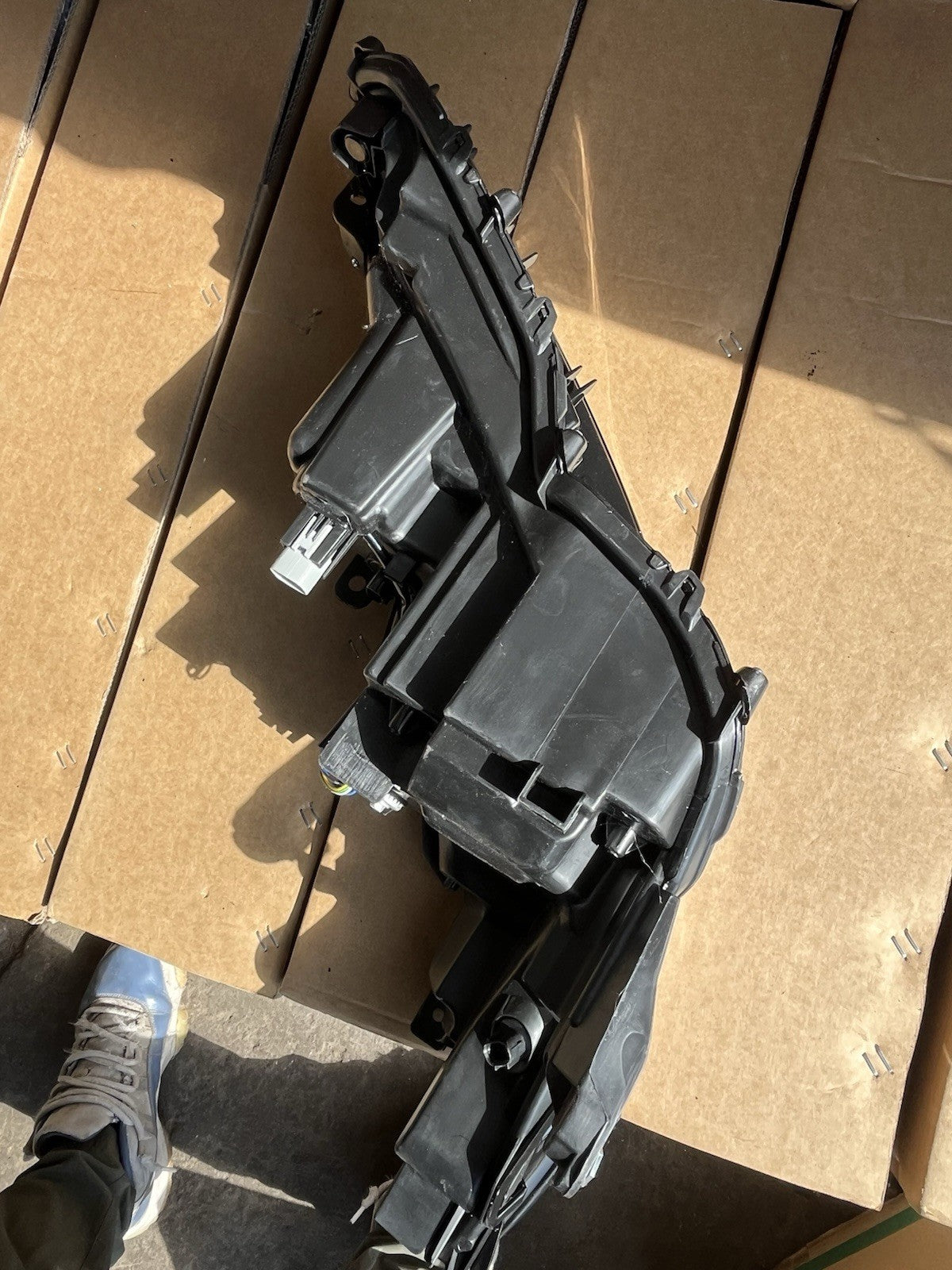 2018-2020 Toyota Camera Left (driver Side ) Headlight