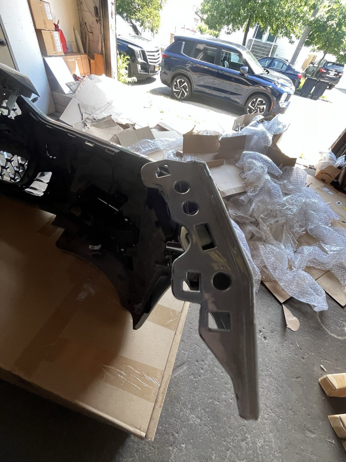 Complete! 2022-2025 BMW I4 G22 G26Msport Front Bumper Cover Assembly w/ PDC OEM