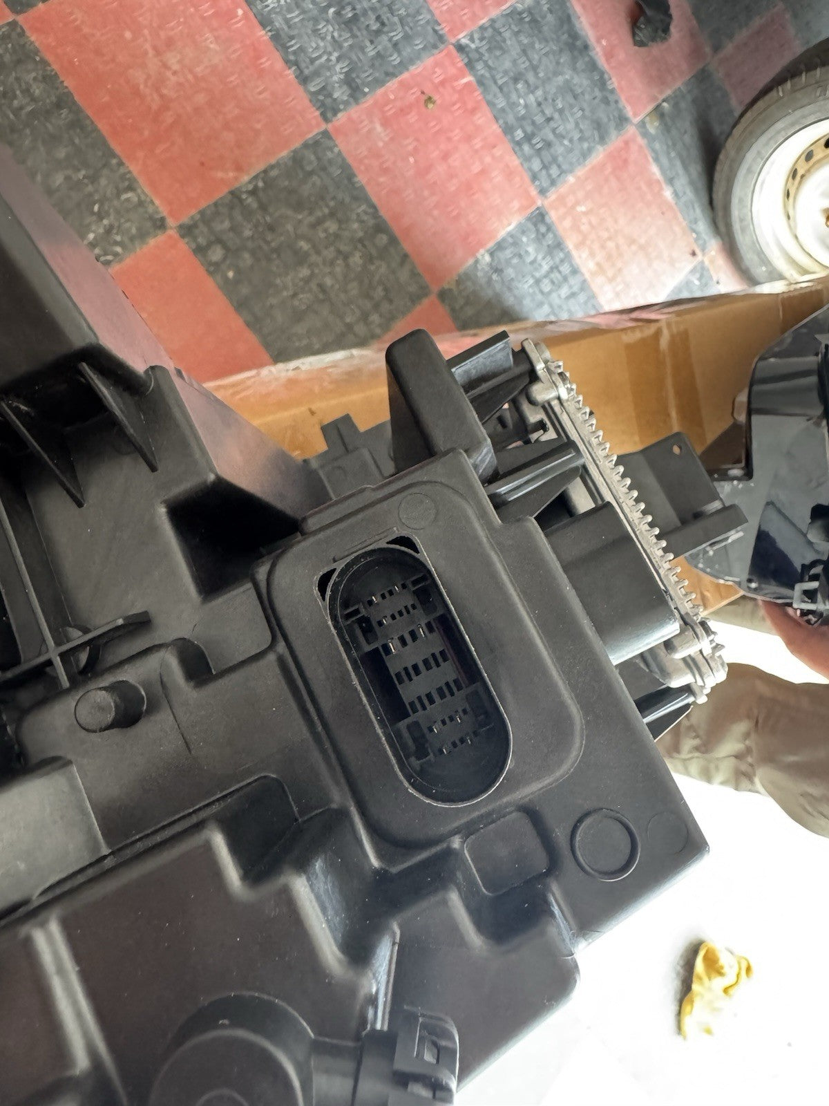 2025 Volkswagen VW TOS headlights Set OEM  NO RETURNS