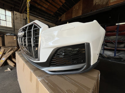 2020 - 2024 Audi Q7 Front Bumper Cover Assembly White, And Black