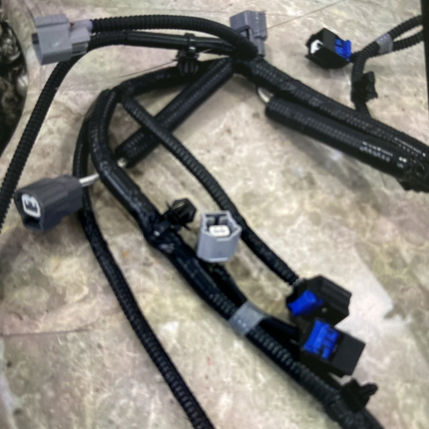 Genuine Mitsubishi Engine Harness MQ718393 2022 2023 2024 Mitsubishi Outlander