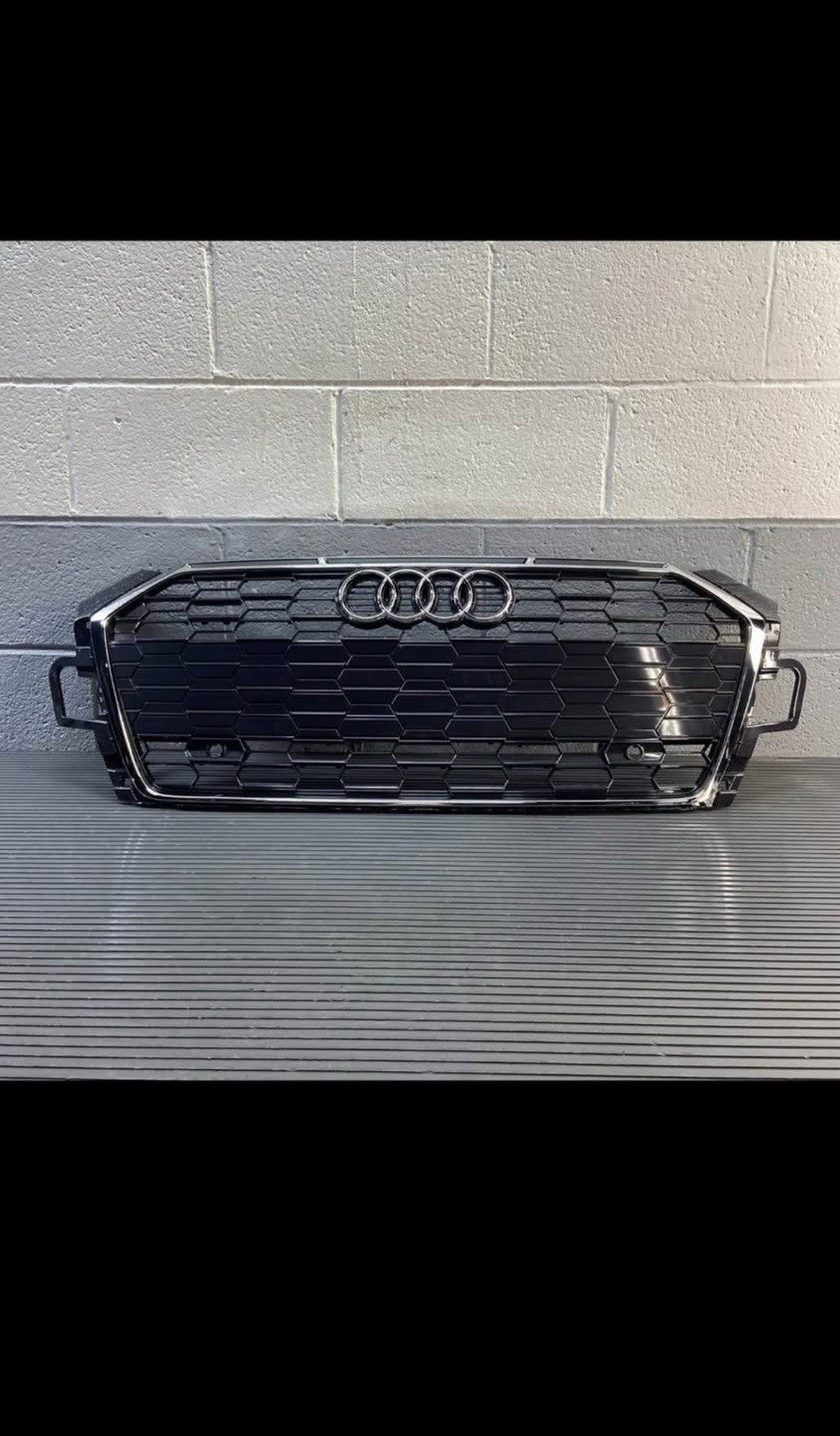2021-2024 AUDIA5 S5 FRONT BUMPERGRILLE GRILLOEM