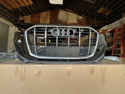 2020 - 2024 Audi Q7 Front Bumper Cover Assembly White, And Black