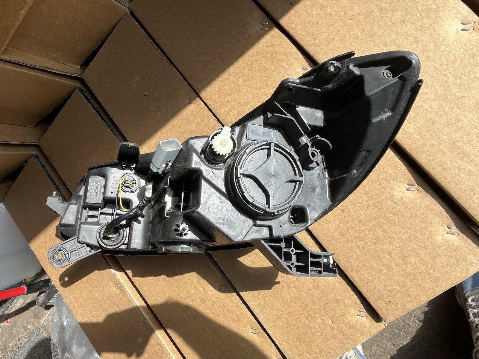 2017-2022 Chevy Trax Headlight Right(passenger) Side Used Like New OEM