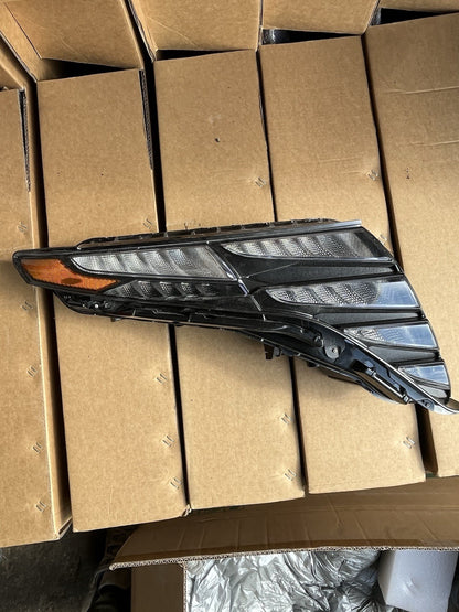 2022-2024 Huyndai Tucson Right Side (passenger) Headlight