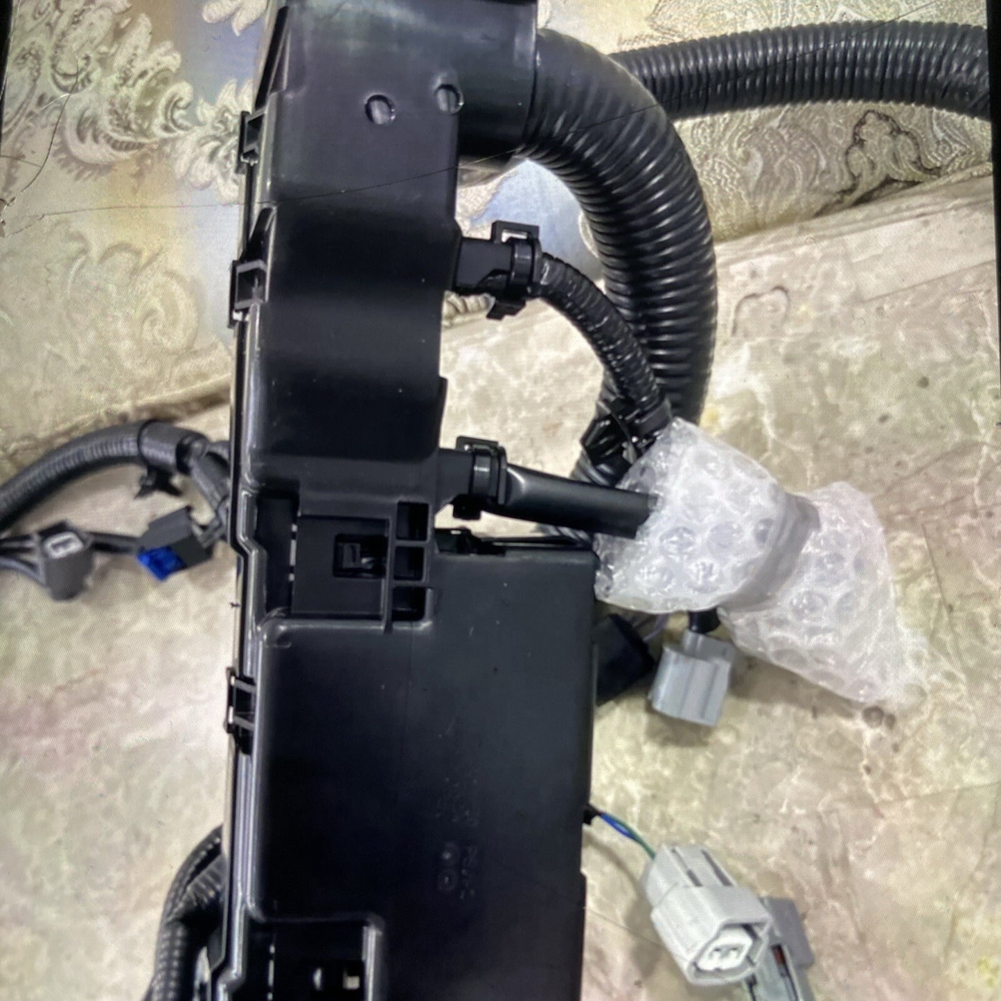 Genuine Mitsubishi Engine Harness MQ718393 2022 2023 2024 Mitsubishi Outlander