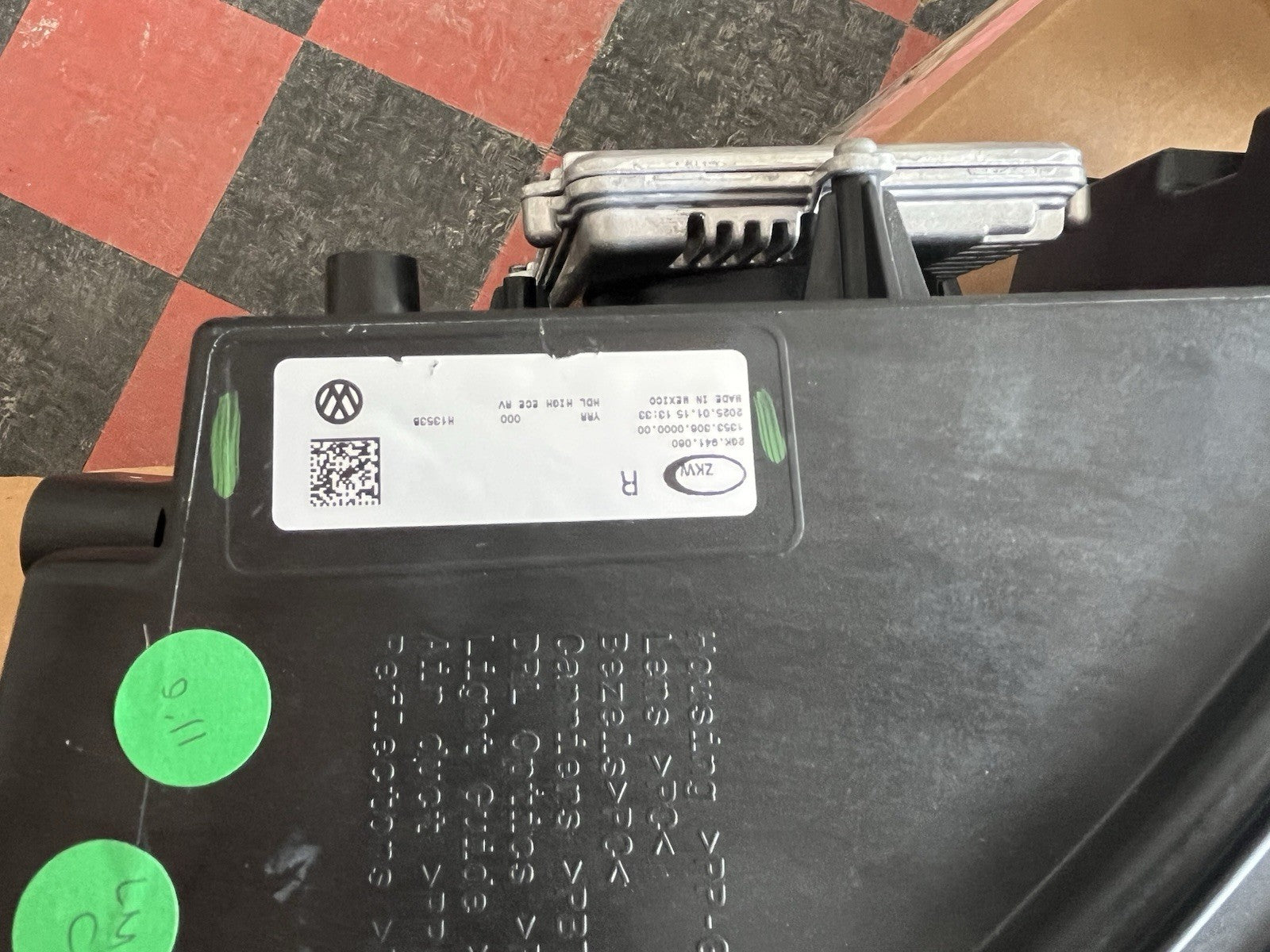 2025 Volkswagen VW TOS headlights Set OEM  NO RETURNS