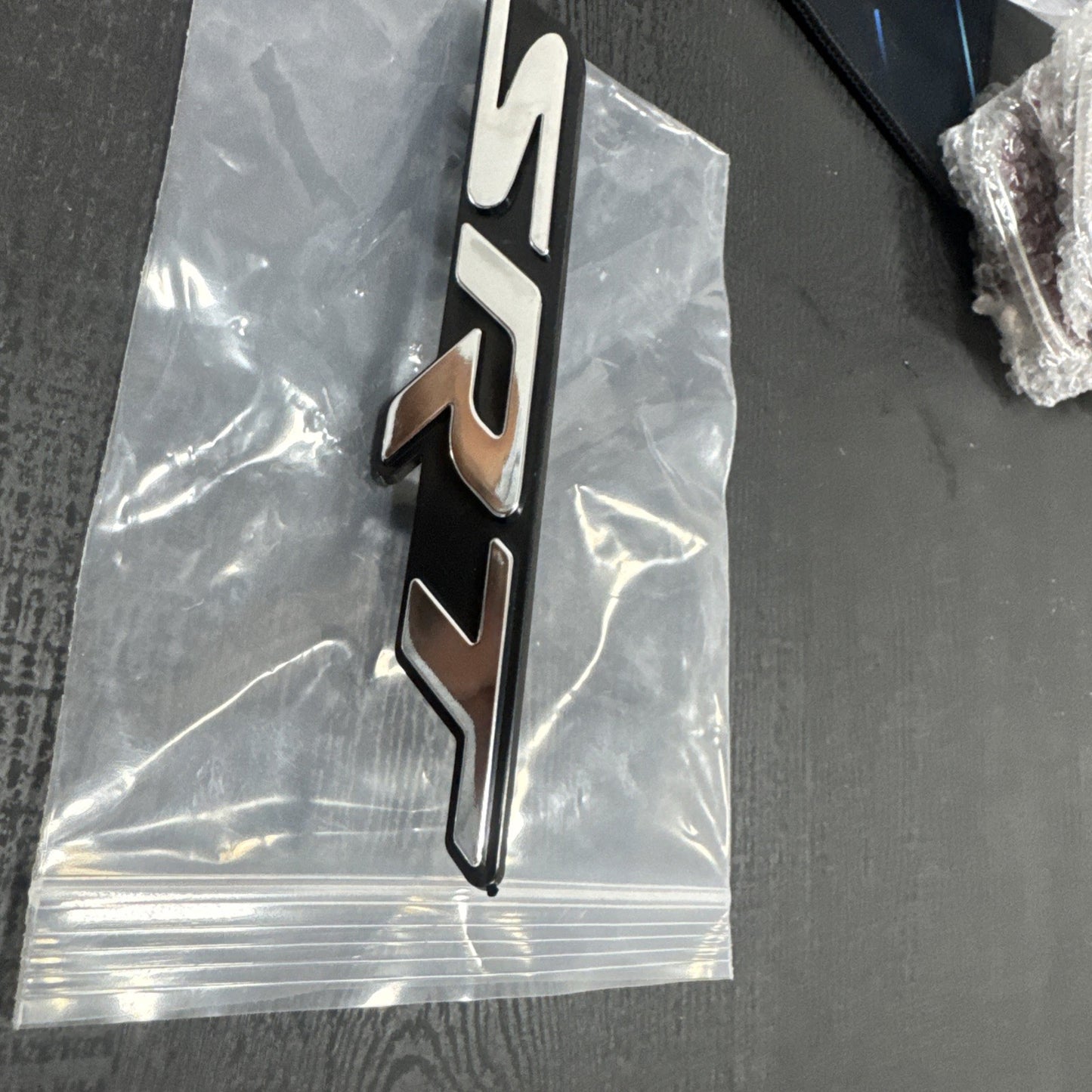 For Dodge Durango 2018-2020 Dodge 68309607AA Front Grille Emblem