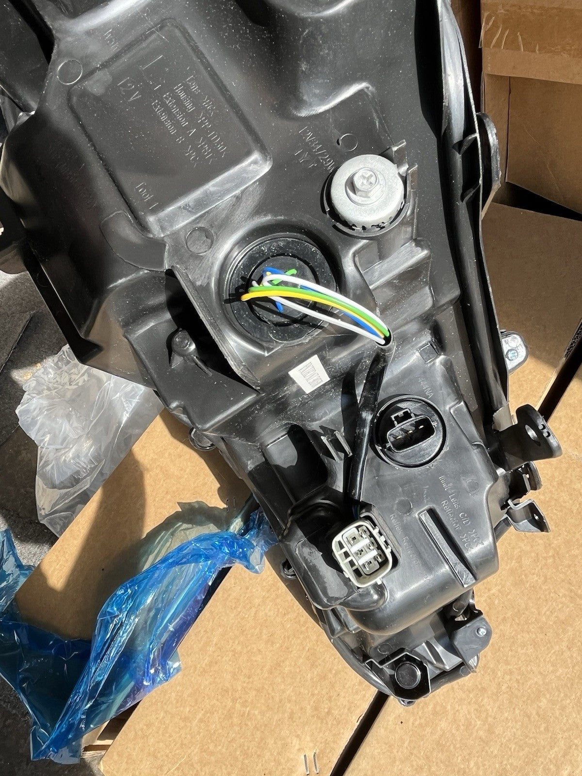 2018-2020 Toyota Camera Left (driver Side ) Headlight