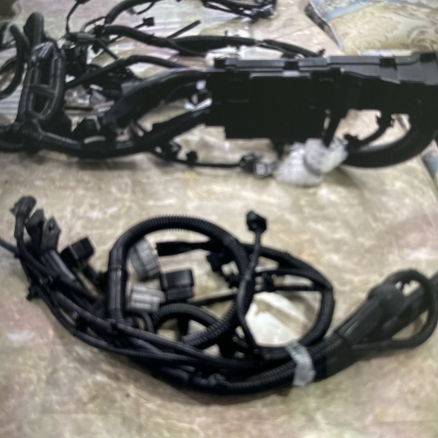 Genuine Mitsubishi Engine Harness MQ718393 2022 2023 2024 Mitsubishi Outlander