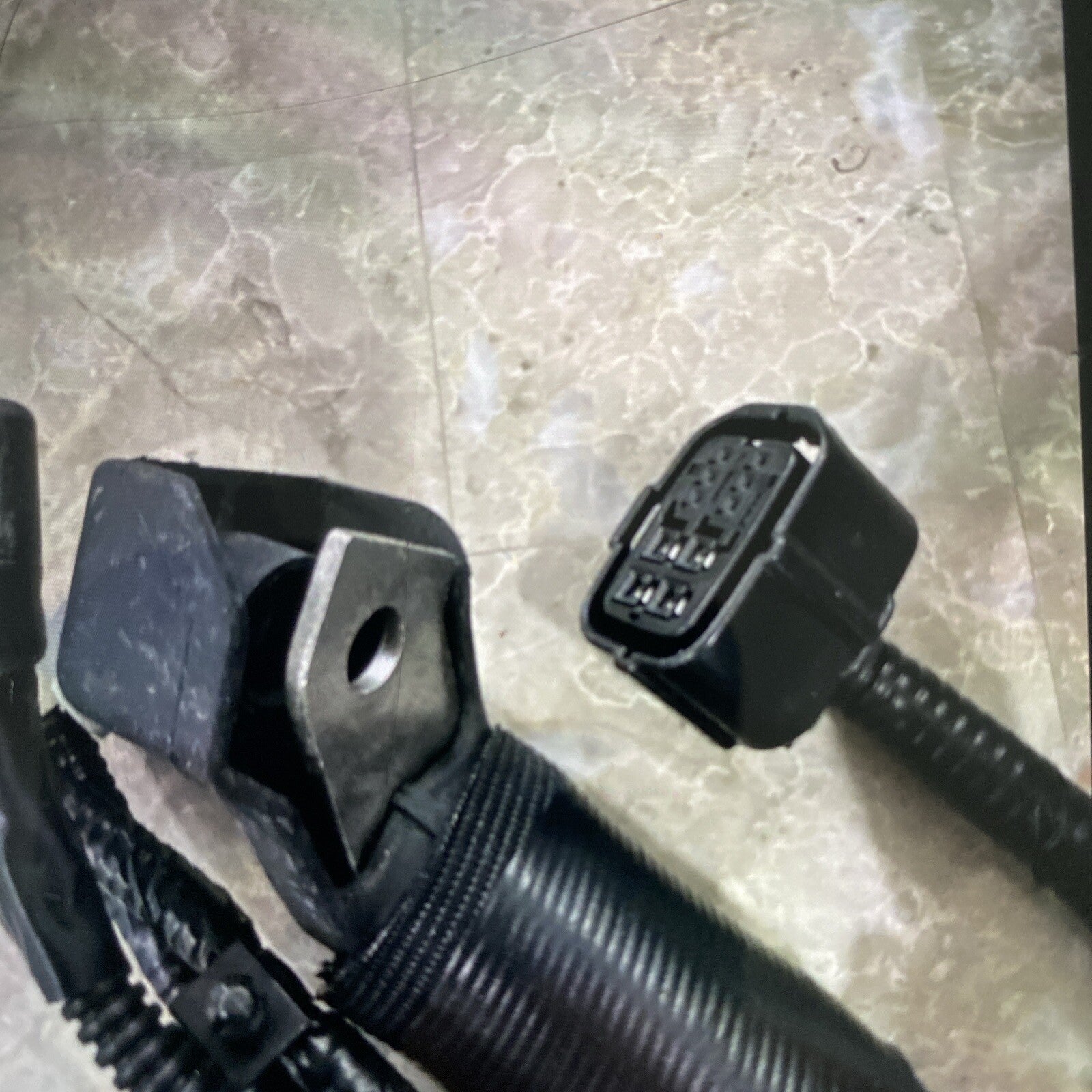 Genuine Mitsubishi Engine Harness MQ718393 2022 2023 2024 Mitsubishi Outlander