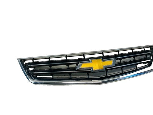 Chevrolet Equinox 2016-2017 Front Upper Grille Assembly L/LS OEM 23383218