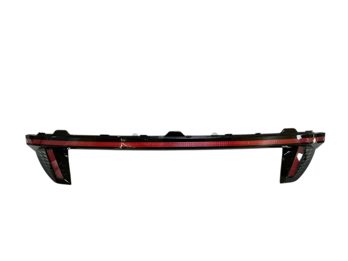 Hyundai Tucson 2022–2024 Rear Center Tail Light Bar LED OEM 92403-CW120